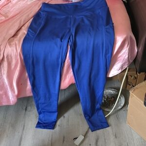 Amazon Women's Vibrant Blue Leggings
